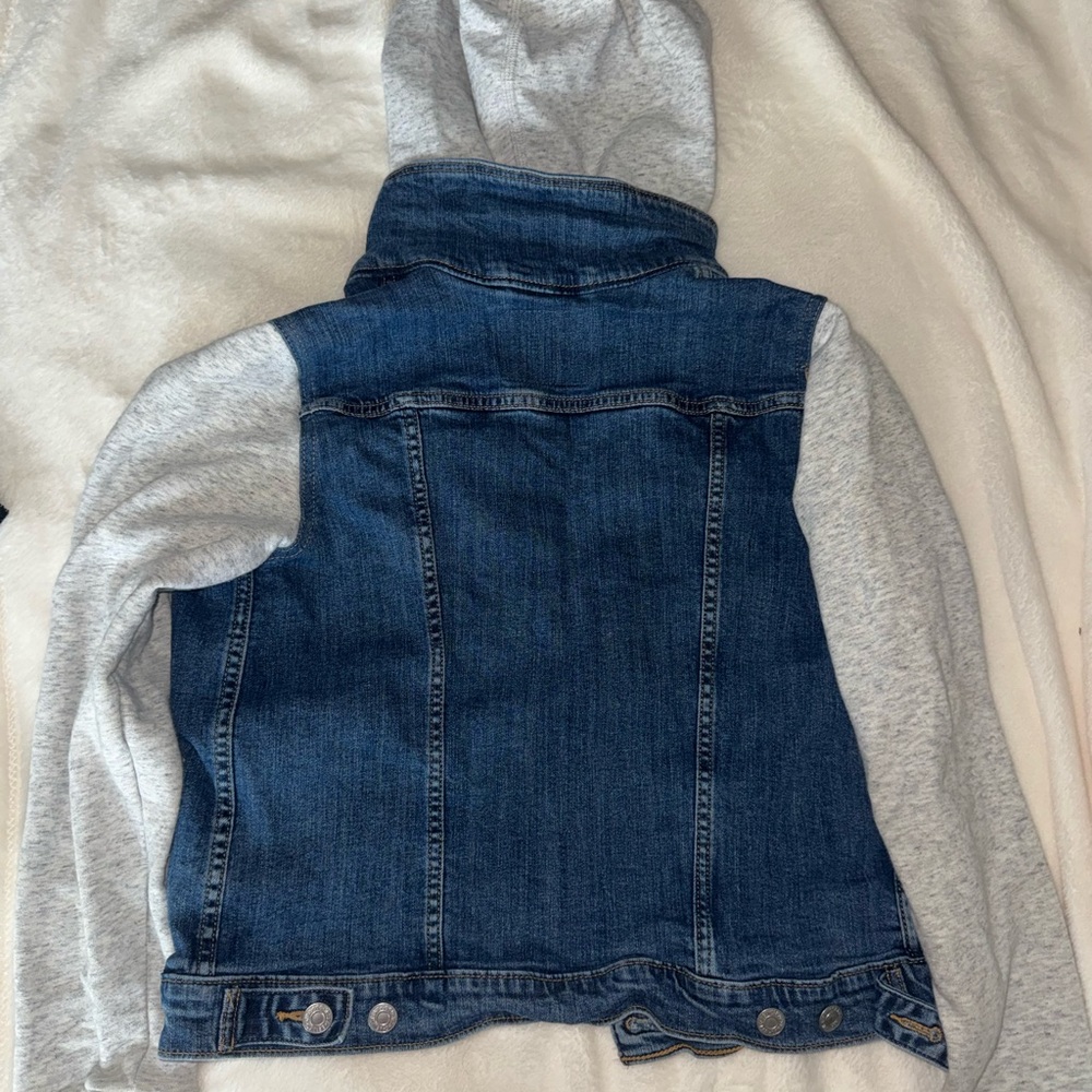 Levi's Kids Denim Jacket with Gray Sleeves